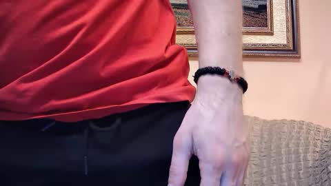 arromwilliam90 online show from December 2025 09:32:01 PM