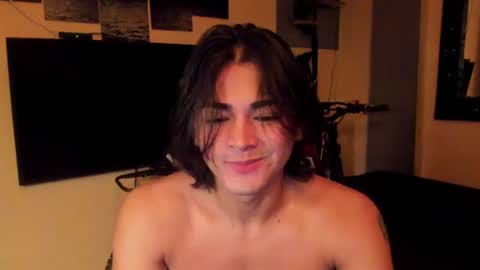 Snapshot of arthur_hunter chatting on June 2026 09:28:01 PM I AM HERE online show from June 2026 09:28:01 PM
