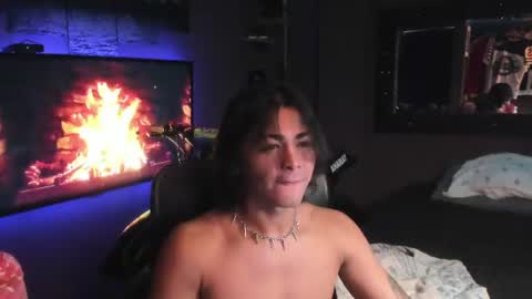 Snapshot of arthur_hunter chatting on July 2026 02:07:01 AM I AM HERE online show from July 2026 02:07:01 AM