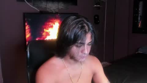Snapshot of arthur_hunter chatting on July 2026 01:04:02 AM I AM HERE online show from July 2026 01:04:02 AM