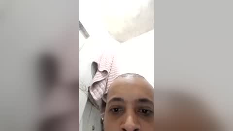 Snapshot of arthursantos32 chatting on July 2026 05:06:02 PM arthursantos32 online show from July 2026 05:06:02 PM