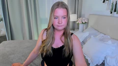Snapshot of arya_thomas chatting on April 2026 09:49:02 PM Arya online show from April 2026 09:49:02 PM