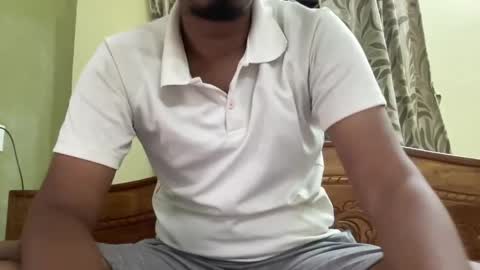 aryan_980763874 online show from May 2026 11:45:02 PM
