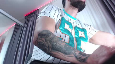 AryanAian1 online show from April 2026 02:37:01 PM