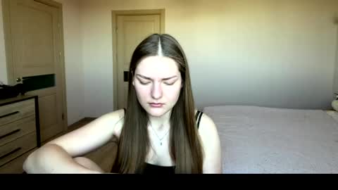 Mila online show from May 2026 09:59:02 AM