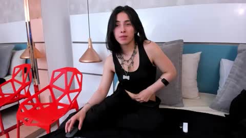 Ashkoreh online show from March 2026 08:12:01 PM