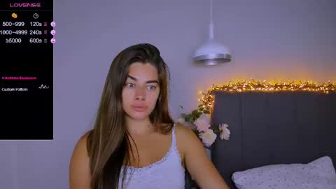 Snapshot of ashley__jess chatting on June 2026 01:24:02 PM Ashley online show from June 2026 01:24:02 PM