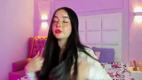 ashley_petit online show from July 2026 01:04:01 PM