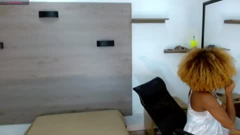 ashleysofiathenison online show from July 2026 12:41:01 PM