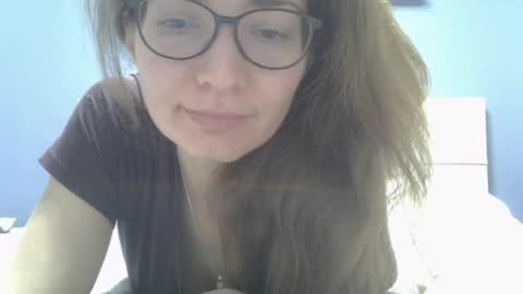 Ashley online show from April 2026 06:14:01 AM