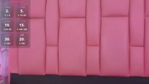 ashlleyray online show from June 2026 12:07:01 PM