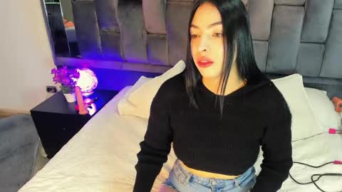 Ashly online show from May 2026 03:33:02 AM