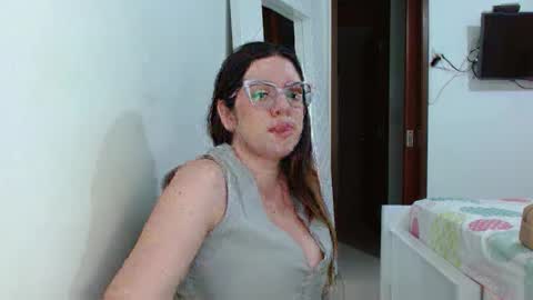 AshlyMoon online show from May 2026 12:51:02 AM