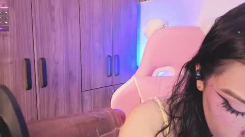 Ash  online show from July 2026 10:05:02 PM