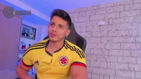 Snapshot of ashton_coleman_ chatting on June 2026 07:04:02 PM my name real is camilo online show from June 2026 07:04:02 PM