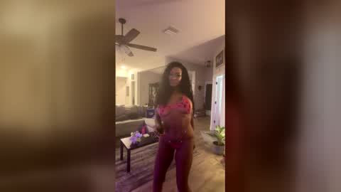 ashtynmartyn online show from April 2026 06:16:02 AM