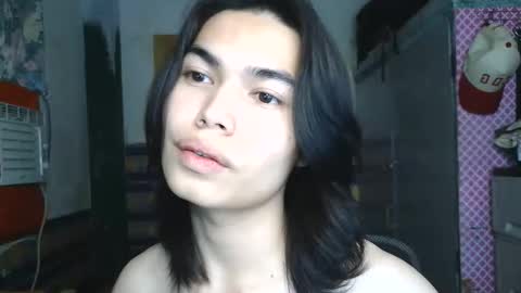 asian_babyboi online show from March 2026 04:33:01 PM