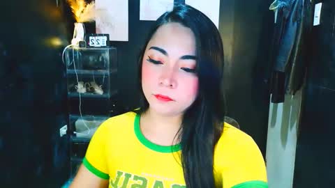 Snapshot of asian_evelyn chatting on March 2026 11:14:01 AM evelyn online show from March 2026 11:14:01 AM