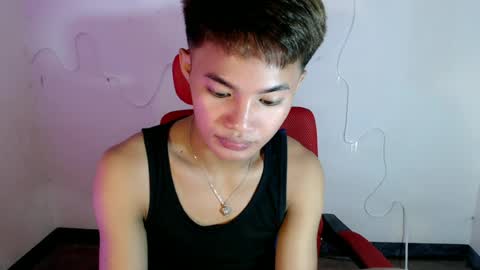 Snapshot of asian_lover05 chatting on June 2026 04:31:01 PM asian_lover05 online show from June 2026 04:31:01 PM
