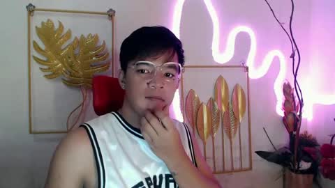 Snapshot of asianash18 chatting on June 2026 10:15:01 AM ASH online show from June 2026 10:15:01 AM