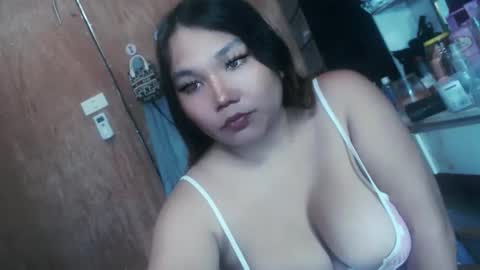 Snapshot of asianbigbobsie chatting on February 2026 04:43:01 PM asianbigbobsie online show from February 2026 04:43:01 PM