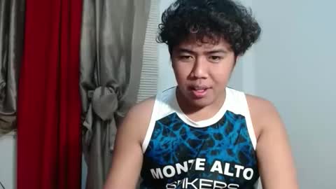 Snapshot of asianharddick00 chatting on May 2026 04:24:01 PM asianharddick00 online show from May 2026 04:24:01 PM