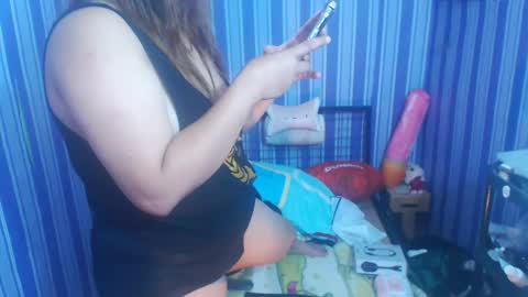 Snapshot of asiankitty23xx chatting on June 2026 01:33:01 AM asiankitty23xx online show from June 2026 01:33:01 AM