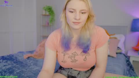 Asiri   pronounced Ah-siri Please no nicknames   3 online show from April 2026 07:14:01 PM