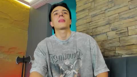 Aslan  online show from February 2026 02:56:01 AM