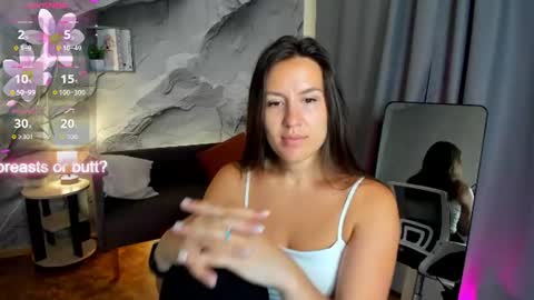 Snapshot of asti_bubbles chatting on July 2026 01:43:02 AM Asti online show from July 2026 01:43:02 AM