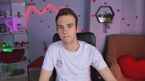 astren online show from April 2026 05:46:01 AM