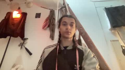 Snapshot of astrodoll chatting on December 2024 01:22:02 PM Astro Doll online show from December 2024 01:22:02 PM