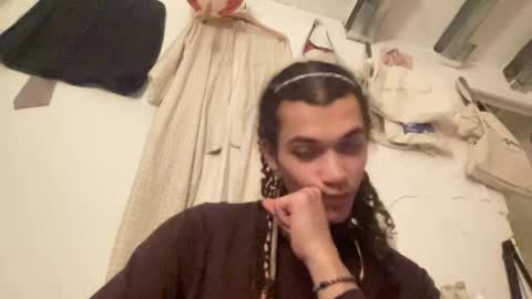 Snapshot of astrodoll chatting on January 2025 08:16:02 PM Astro Doll online show from January 2025 08:16:02 PM