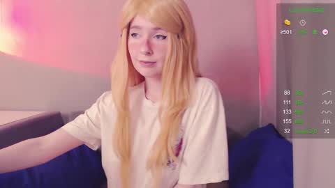 Snapshot of astromy chatting on September 2025 06:18:02 PM Bonnie online show from September 2025 06:18:02 PM