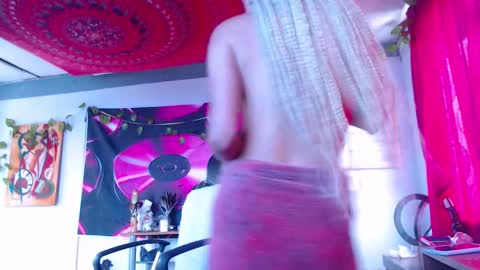 Atenea online show from October 2025 02:05:01 PM