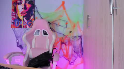 athenea__fox online show from October 2025 11:47:01 AM