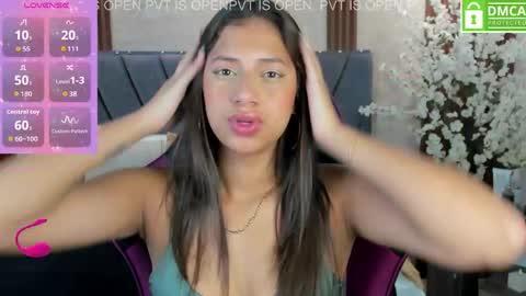 Atiena online show from April 2026 07:26:01 PM