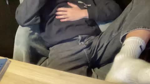 Undress a hung twink  online show from February 2026 01:50:02 PM