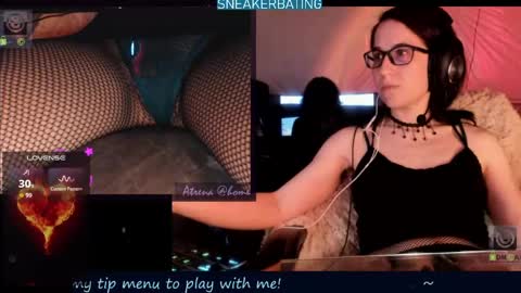 Snapshot of atrena chatting on June 2026 01:28:02 AM Atrena online show from June 2026 01:28:02 AM