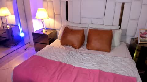 Aurora Cold online show from February 2025 12:53:02 AM