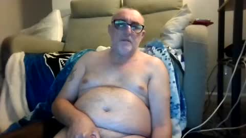 aussie_ozzie online show from July 2026 03:03:02 PM