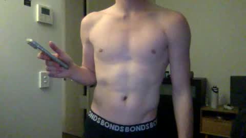 Snapshot of aussieblondetwink chatting on April 2026 07:55:01 AM aussieblondetwink online show from April 2026 07:55:01 AM
