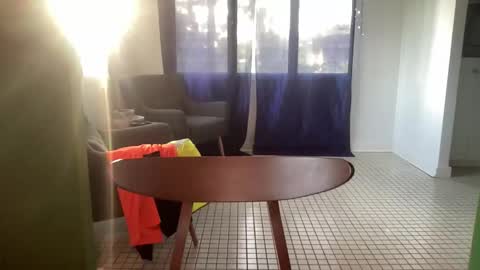 AussieMuscleDad online show from April 2026 10:01:01 PM