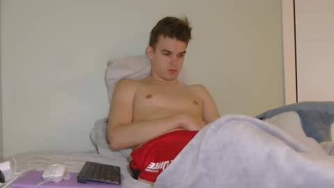 Auston 3 online show from September 2025 10:03:02 PM
