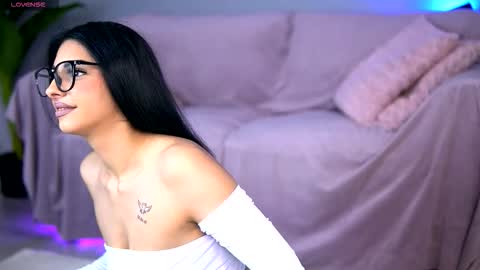 Ava online show from March 2026 07:53:01 PM