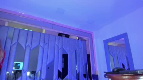 AVRIL online show from March 2025 06:05:02 AM