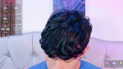 Axel Evanss online show from April 2026 02:01:02 PM