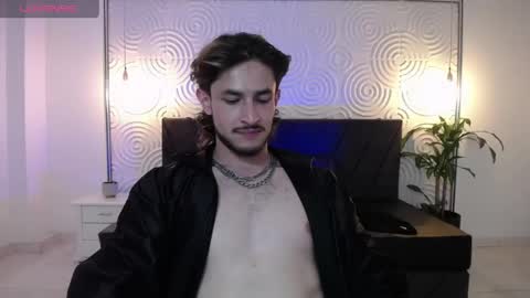 Axel  online show from May 2026 02:50:01 AM