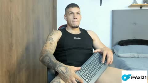 Snapshot of axel_taylor21 chatting on May 2026 02:49:02 PM INDEPENDENT MODEL online show from May 2026 02:49:02 PM