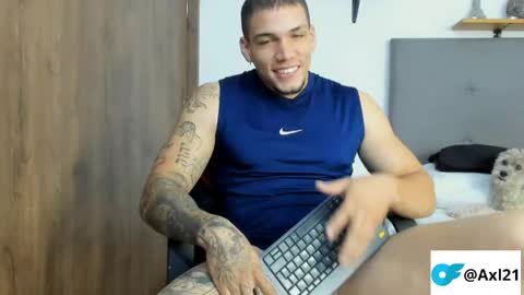 Snapshot of axel_taylor21 chatting on May 2026 04:05:02 PM INDEPENDENT MODEL online show from May 2026 04:05:02 PM